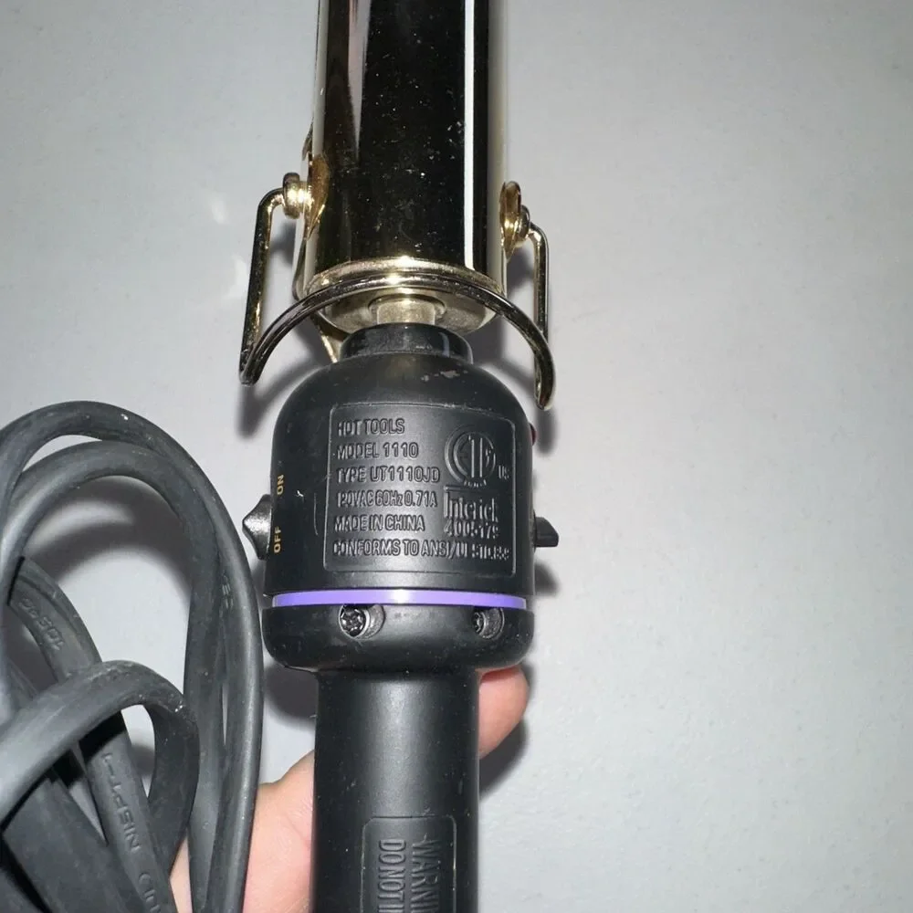 Hot Tools Professional 1110 Curling Iron 24k Gold 1 1/4 Inch Gold Plated Barrel